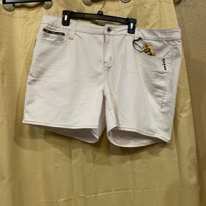 Truth be told Jean shorts